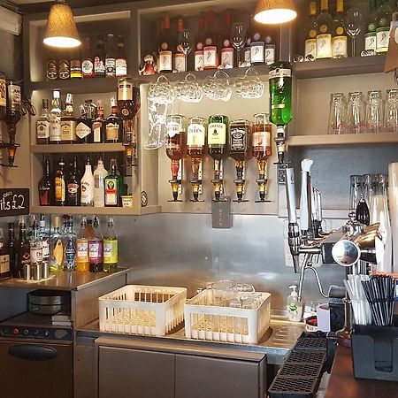 فندق روسنيجرفي  Glan-Neigr Bar المظهر الخارجي الصورة
